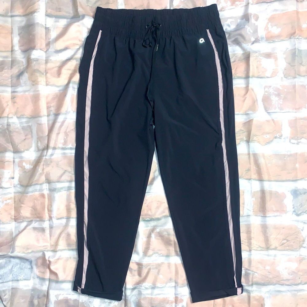 Gap Fit Cuffed Pants